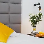 Golden Honey Apartments